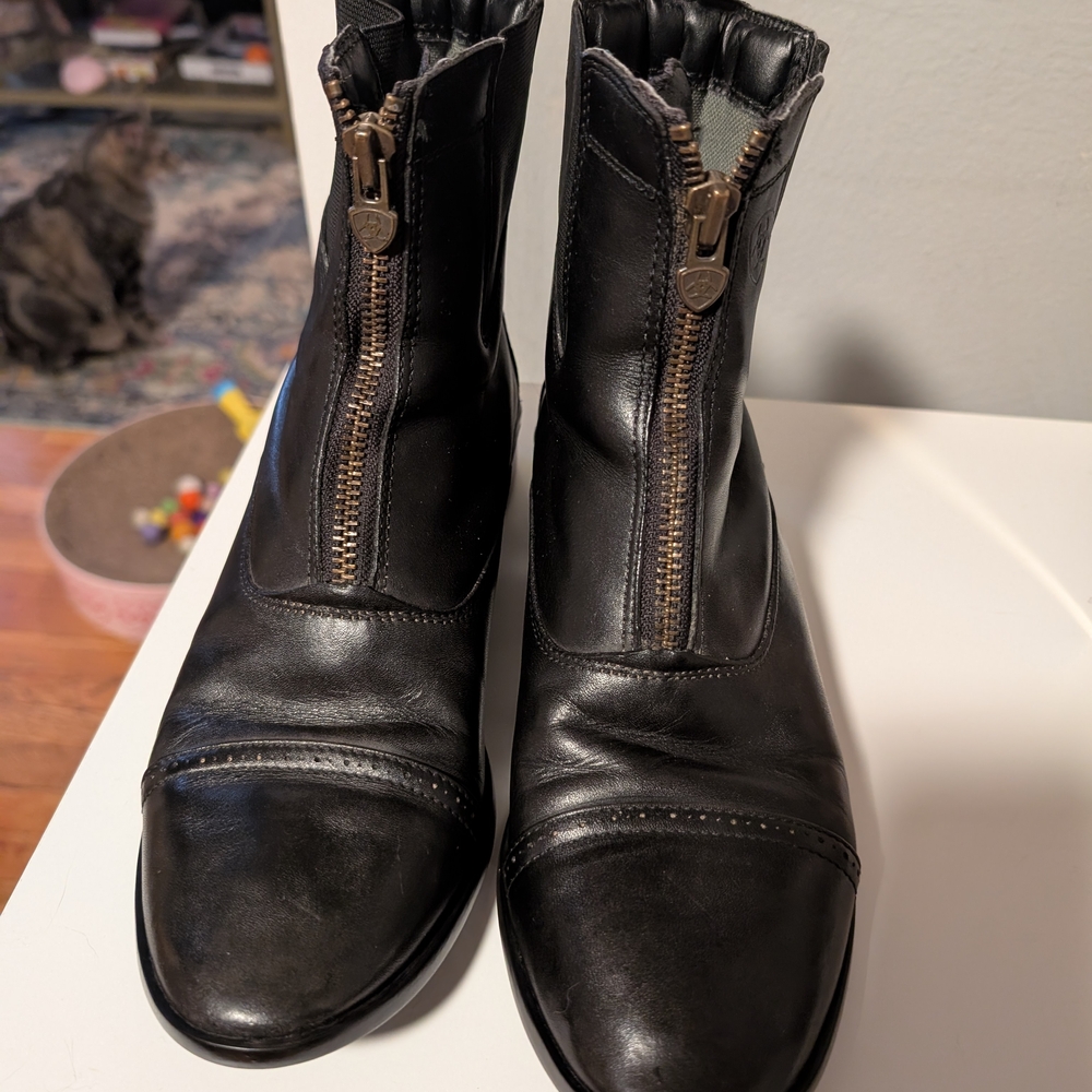 Ariat International Women's Black Paddock Boots - 9 1/2 EUC